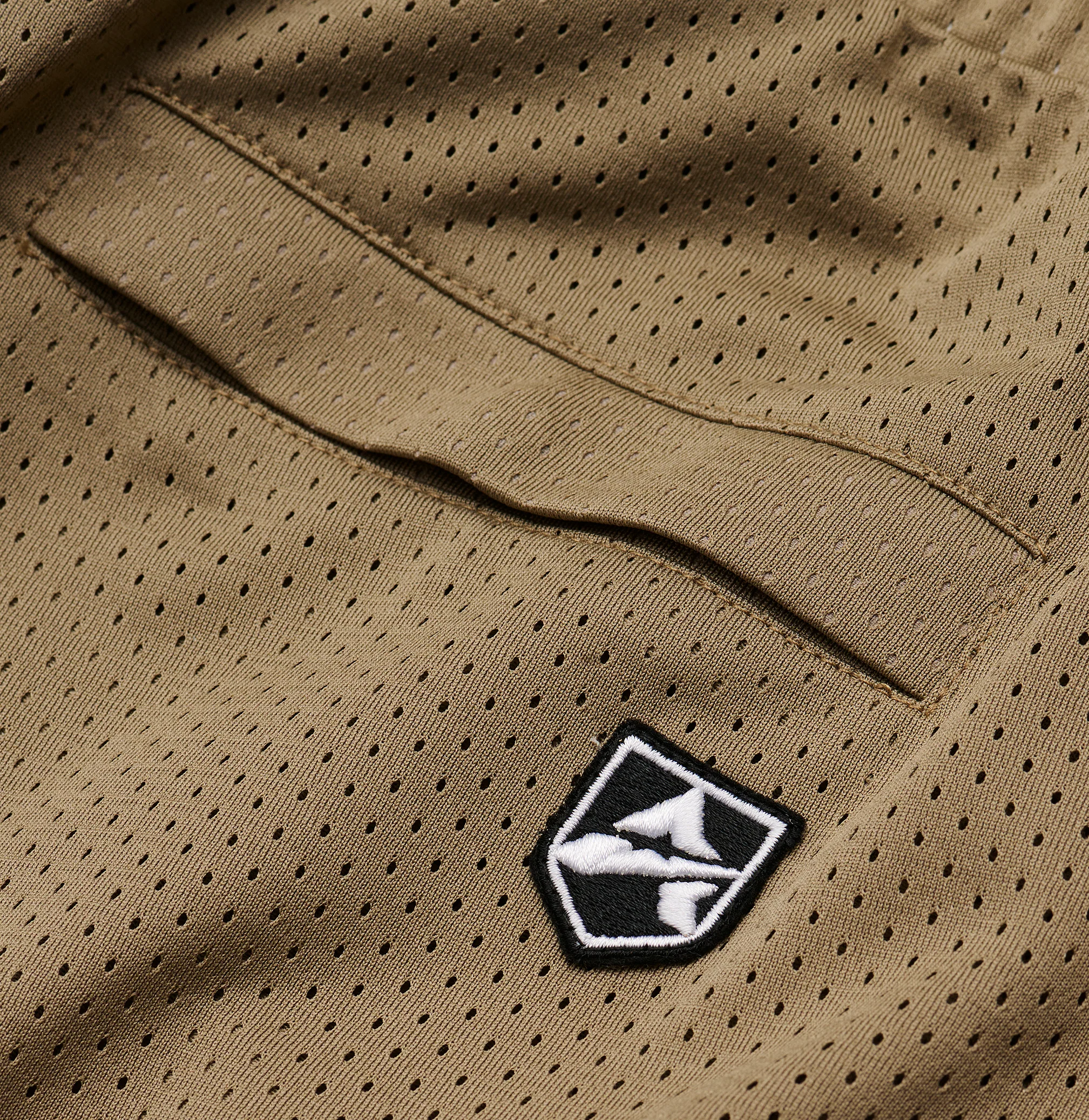 AVIATOR MESH SHORT - Image 9