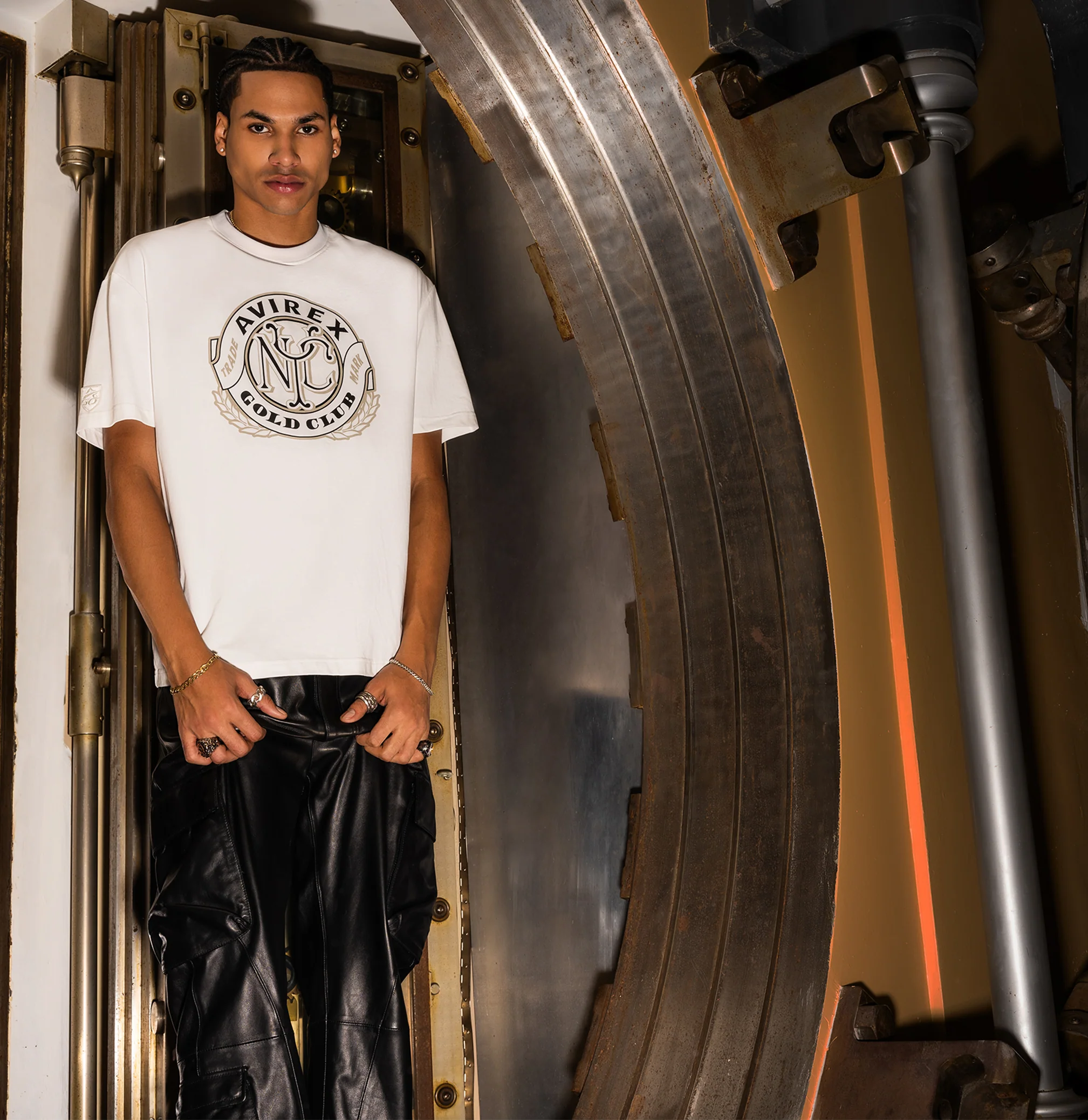 GOLD CLUB TEE - Image 10