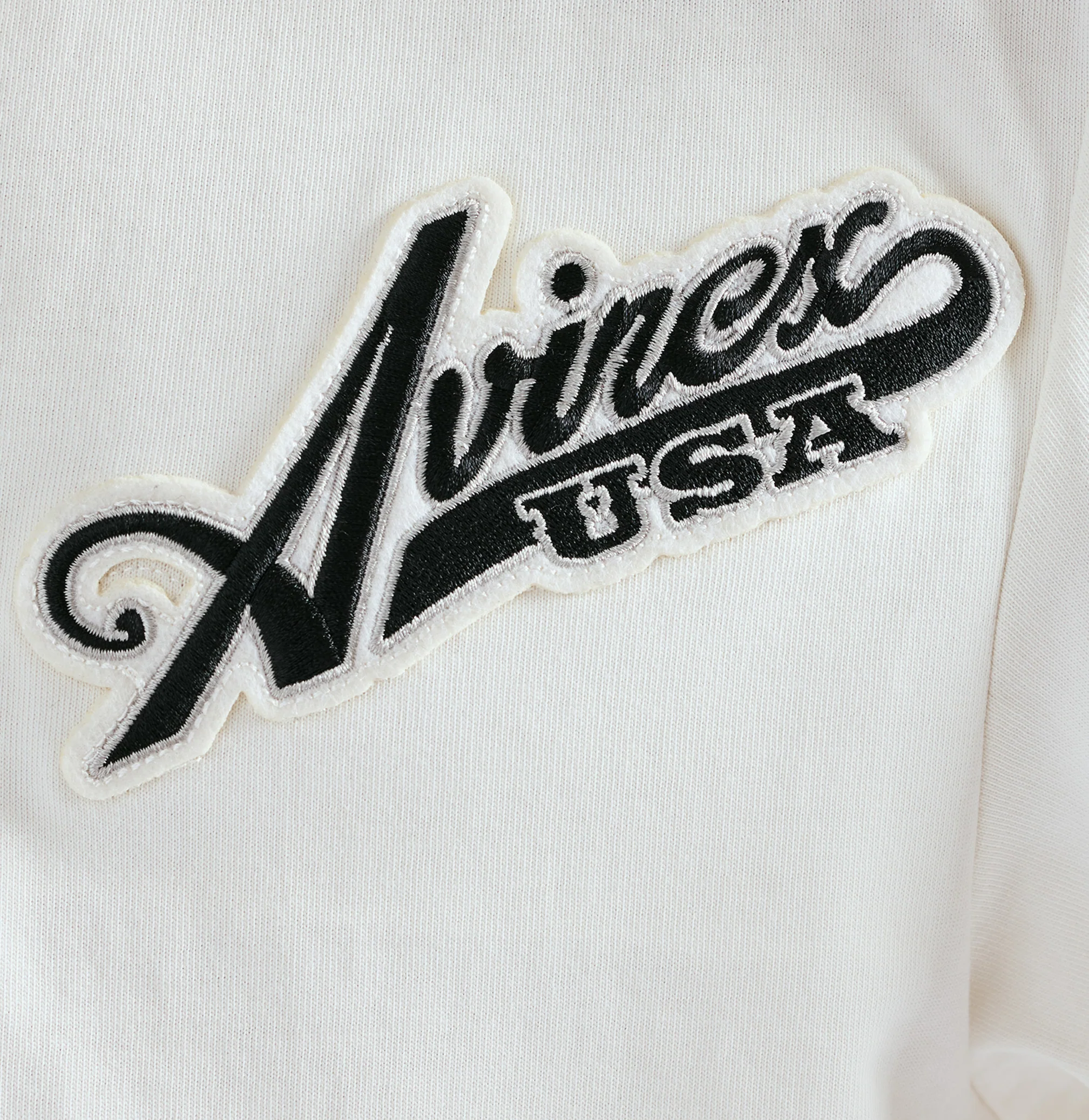 SCRIPT TEE - Image 8
